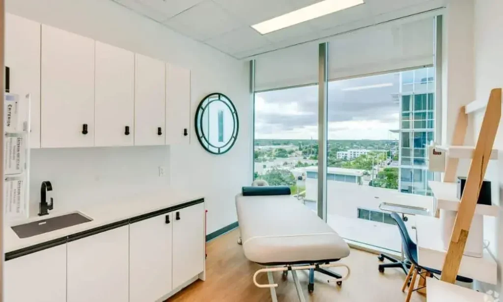 Medical Coworking Space by Suite by NYLO