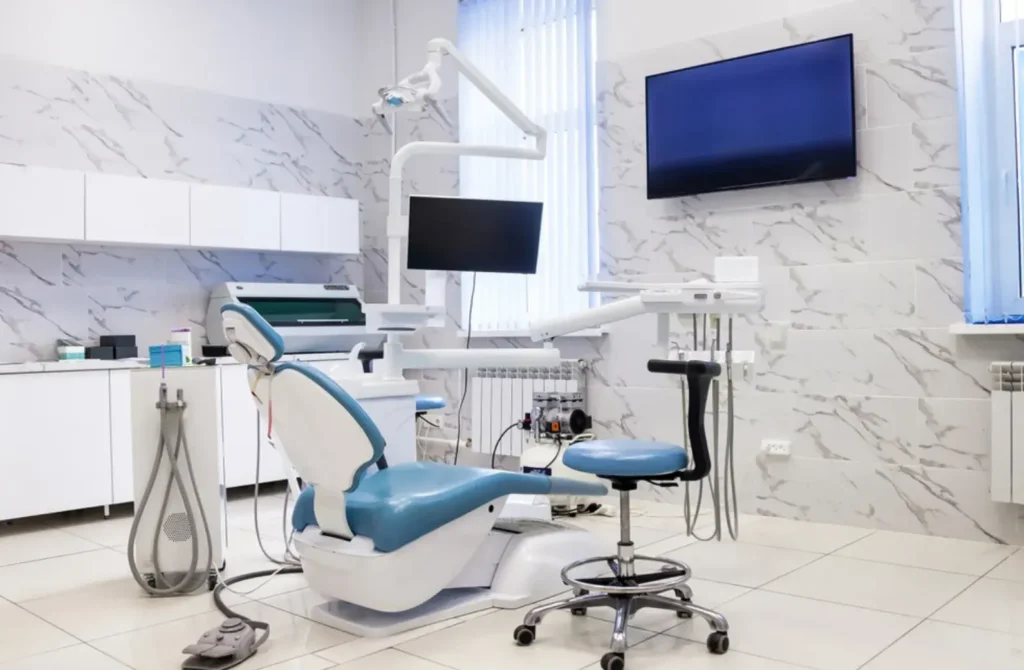 How Renting a Dental Office Can Save You Money Compared to Buying